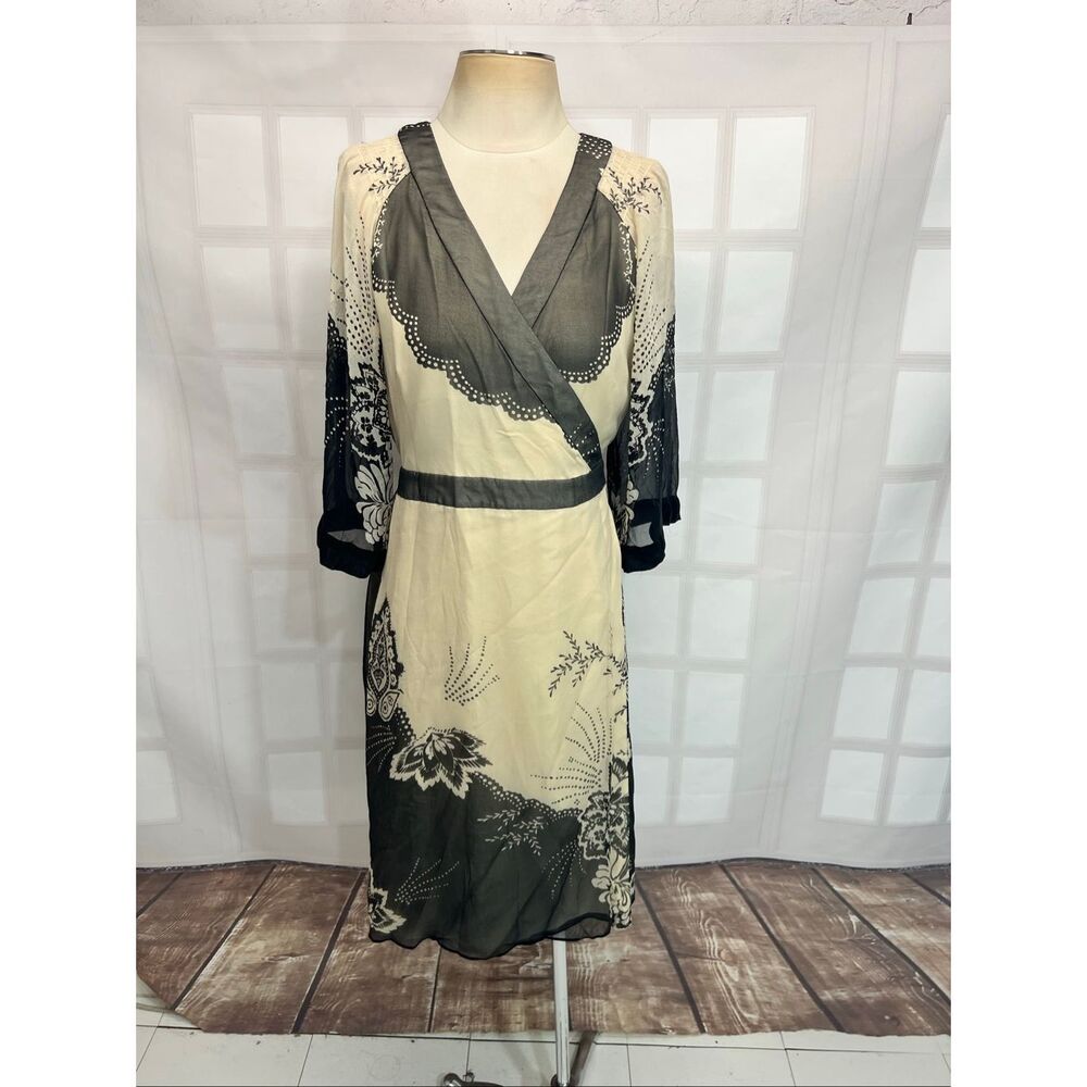 ECI New York Cream Black Boho Flower Silk Satin Kimono Wrap Dress Size 12